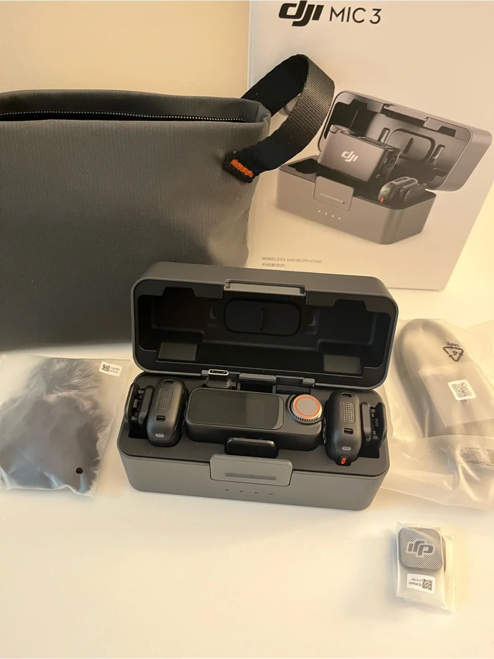 DJI Mic 3 Wireless Dual-Transmitter System (2TX and 1RX)